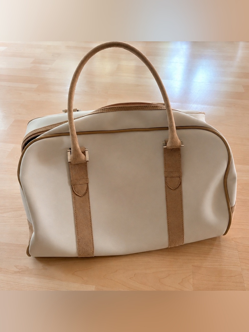 Estee Lauder Cream and Tan Women’s Tote Bag